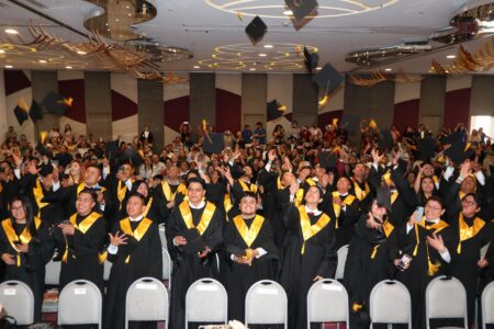 Universidad SABES egresa a más de 1200 profesionistas